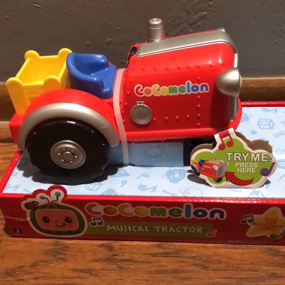 BRAND NEW COCOMELON TRACTOR MUSIC! NIB! SMOKE FREE HOME! - Picture 3 of 4